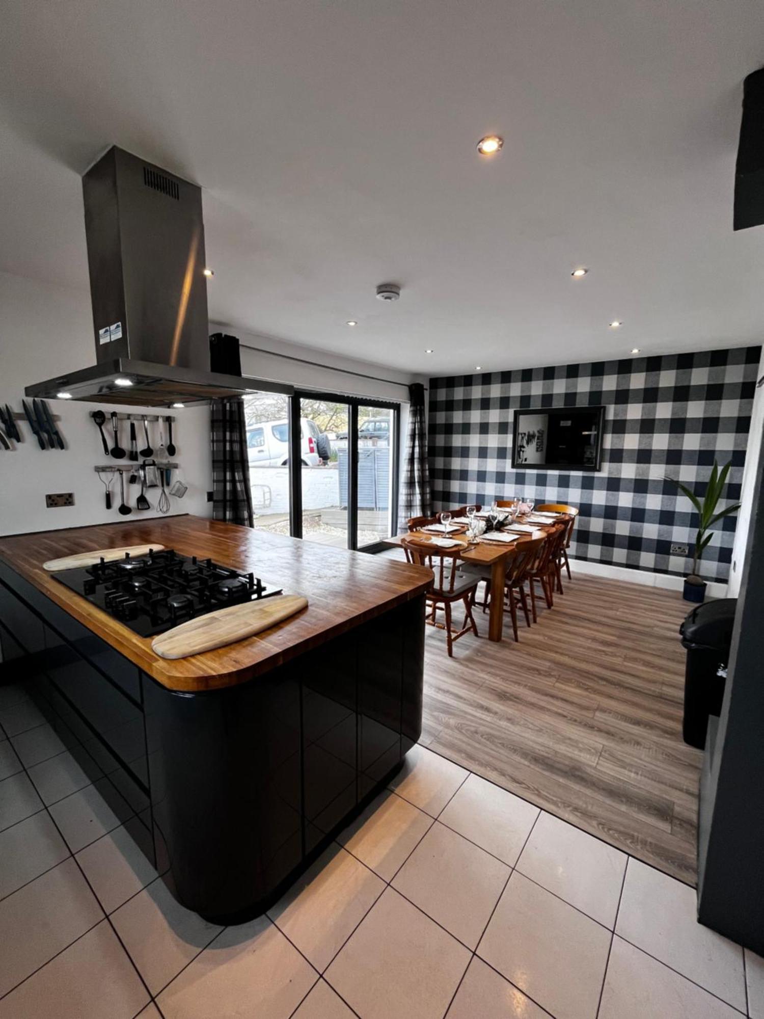 Dreghorn House 4 Bedrooms 3 Toilets 3 Reception Free Parking 233 Mbp Wifi Edinburgh Dış mekan fotoğraf